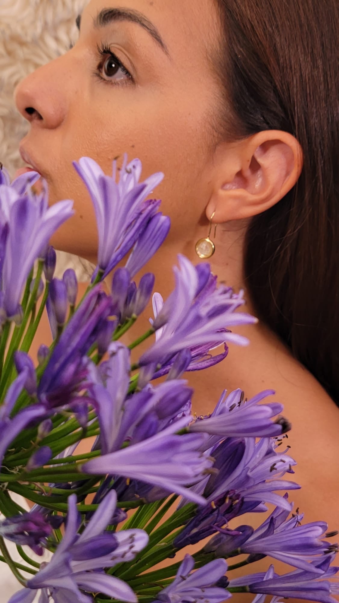 : Gold-plated mother of pearl hook earrings 29.2 x 12.6mm — StoneCraft Jewellery