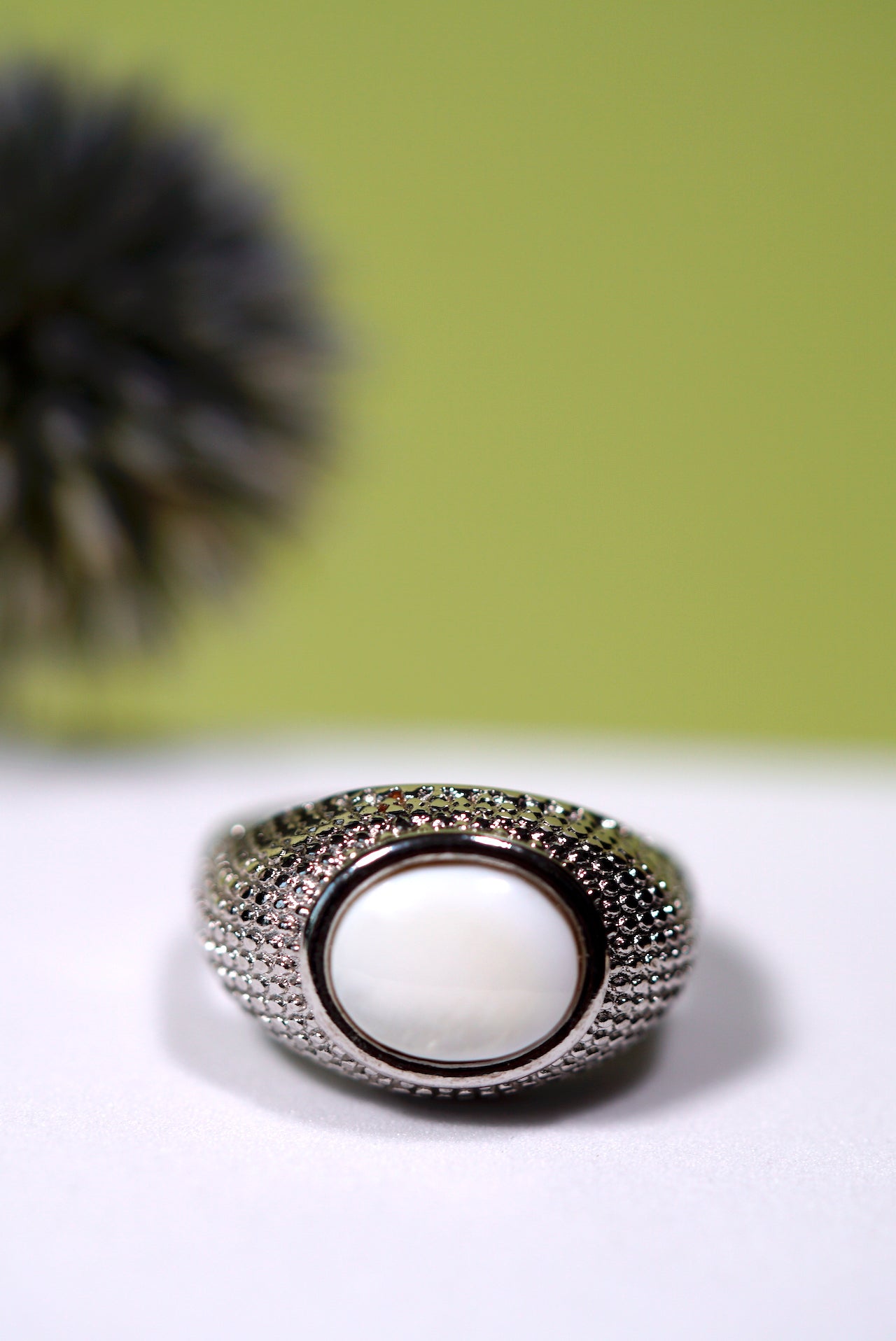 Mother-of-Pearl Rhodium-Plated Signet Ring