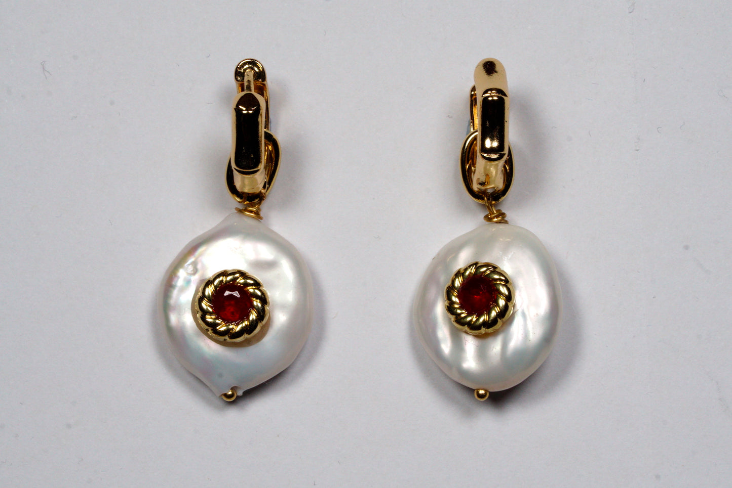 Biwa Pearl Wave Gold-Plated Hoop Earring