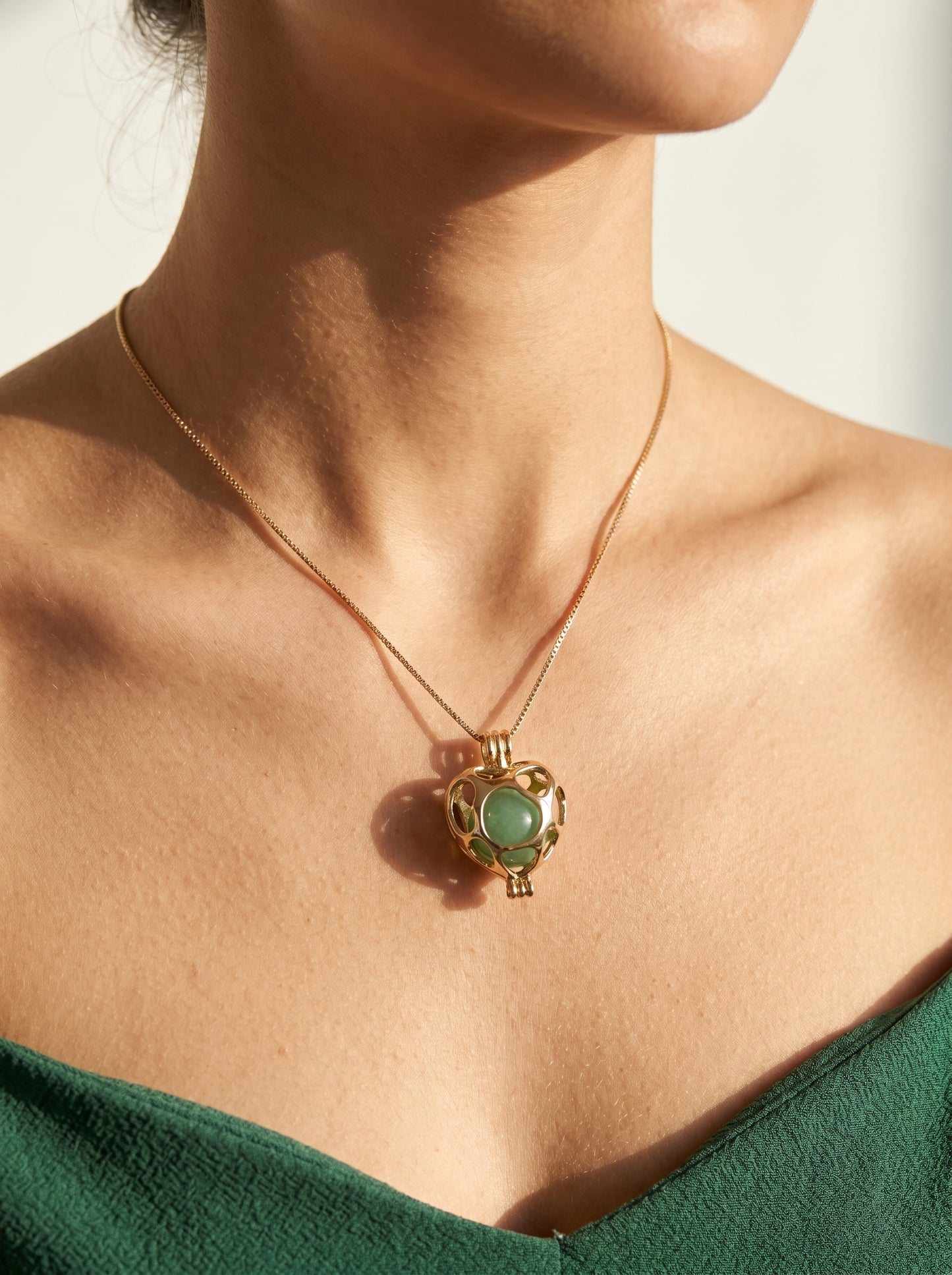 Gold Heart Locket Necklace - Changeable Gemstone Set