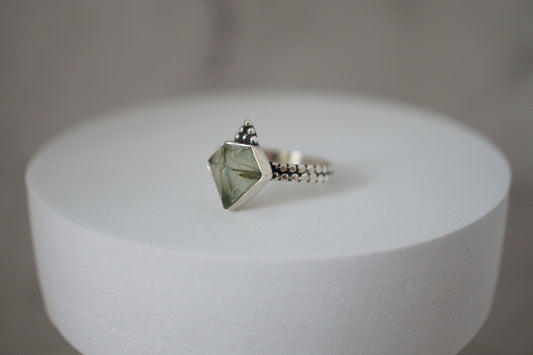 Prehnite Boho Kite Silver Ring