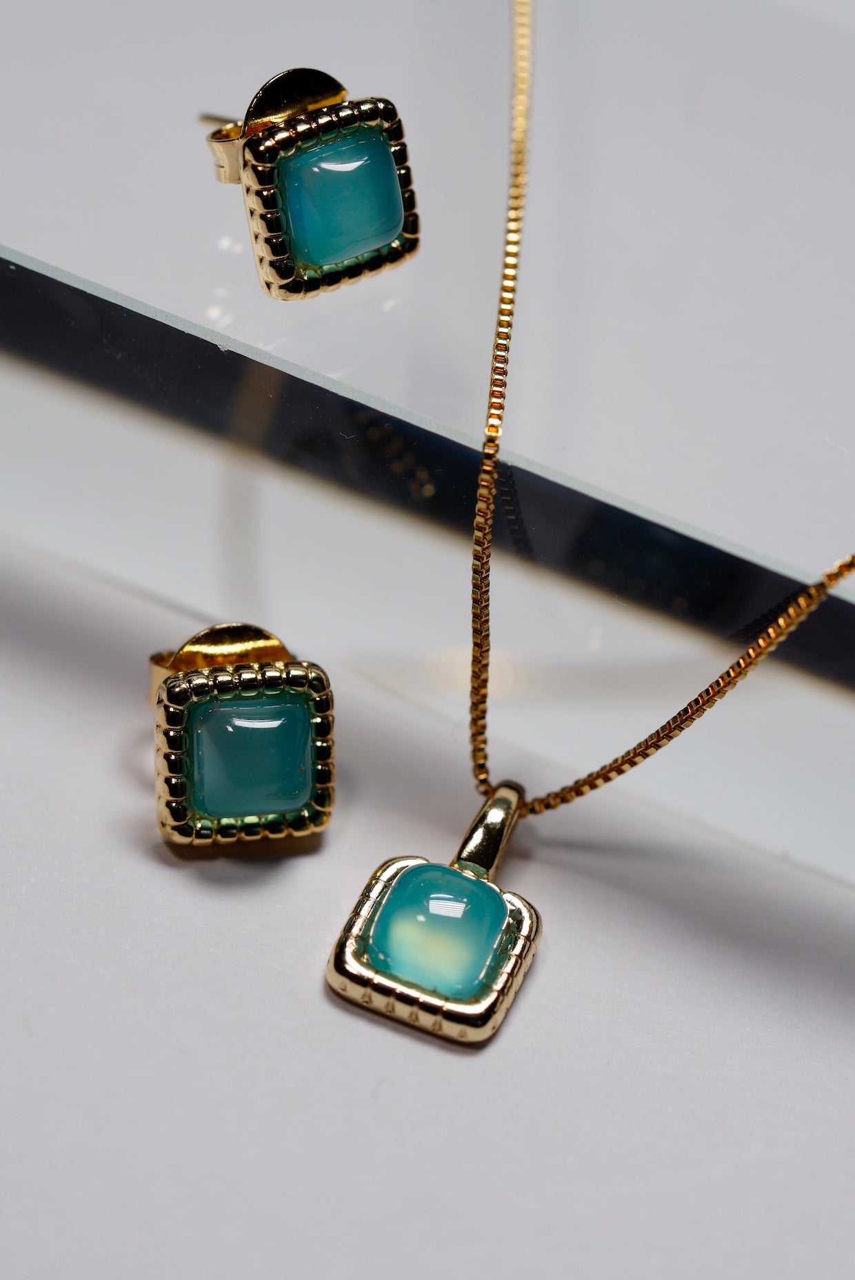 Aqua Agate Necklace and Stud Earring Set